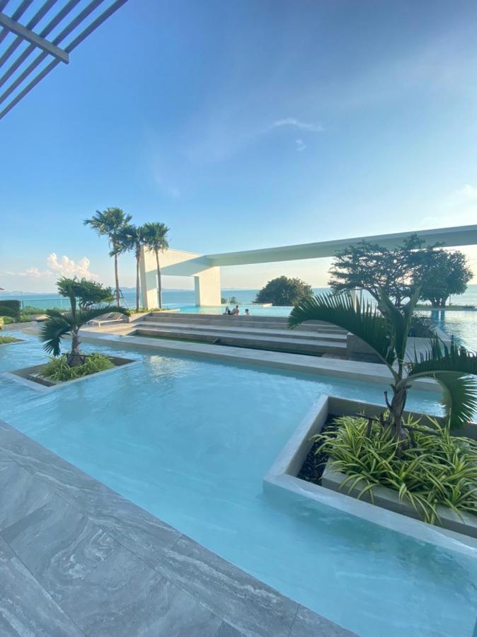Aeras Jomtien By Cherry Aparthotel Exterior photo