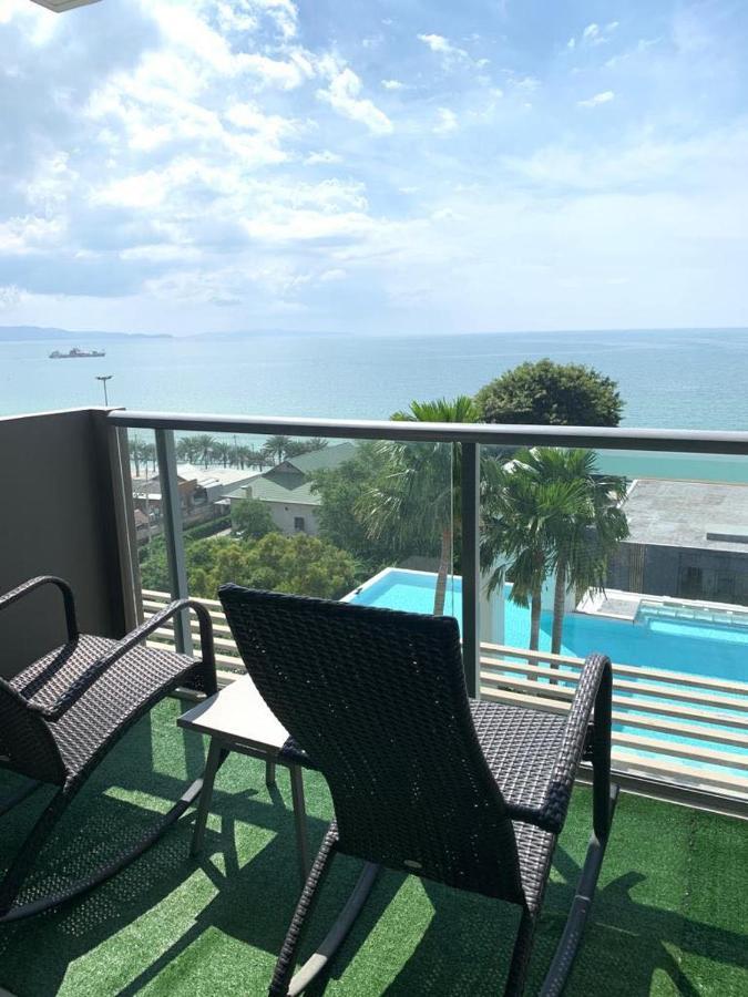 Aeras Jomtien By Cherry Aparthotel Exterior photo